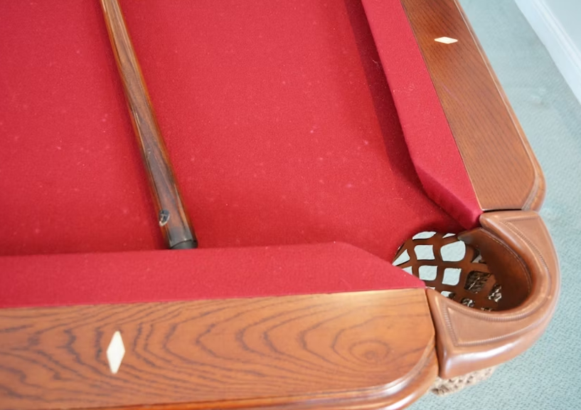 8-3 Billiard table, 2630 x 1450 x 840mm